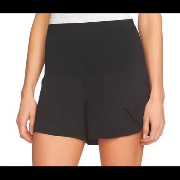 1.state Tulip Hem Black Shorts BNWT - Picture 2 of 5